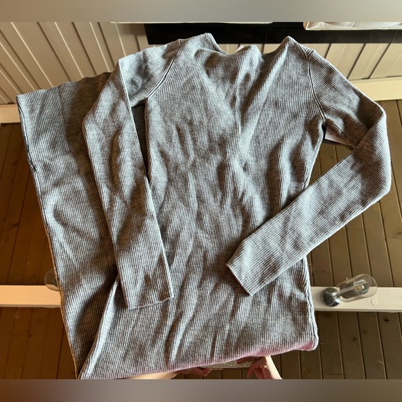 The group babaton chelsea Henley sweater dress xs Heather grey - Picture 5 of 8